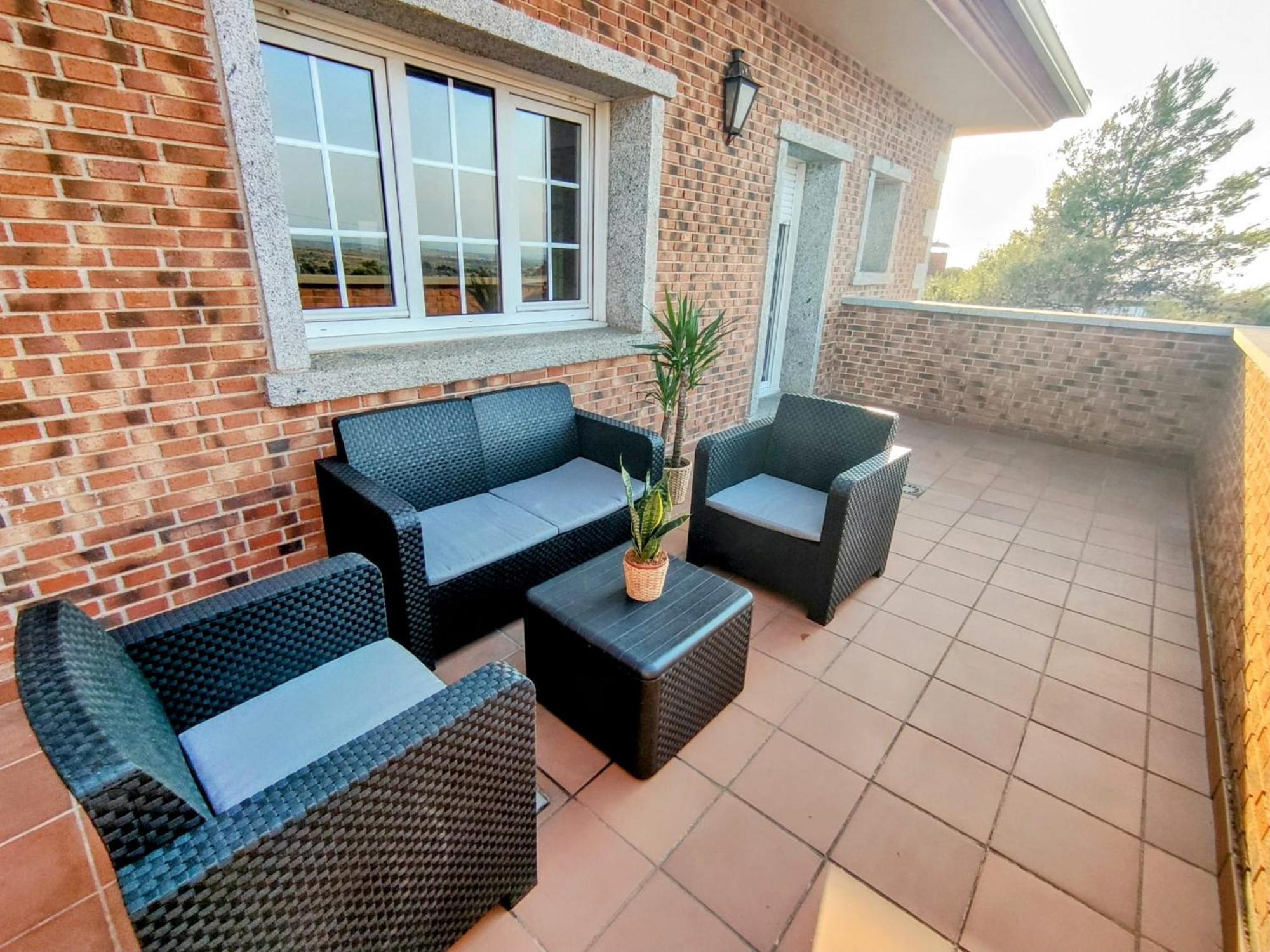 Preciosa Villa Para Grupos Grandes Con Piscina Y Bbq Casarrubios del Monte エクステリア 写真